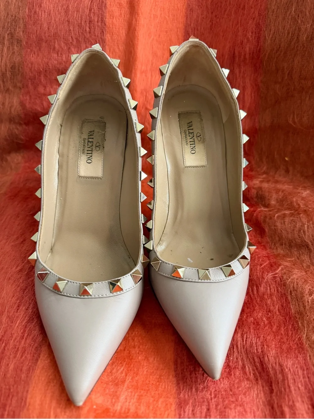 Authentic Valentino Garavani Rockstud Pumps | Nude Leather | EU 35.5